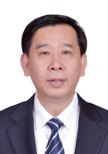 李新华 总司理